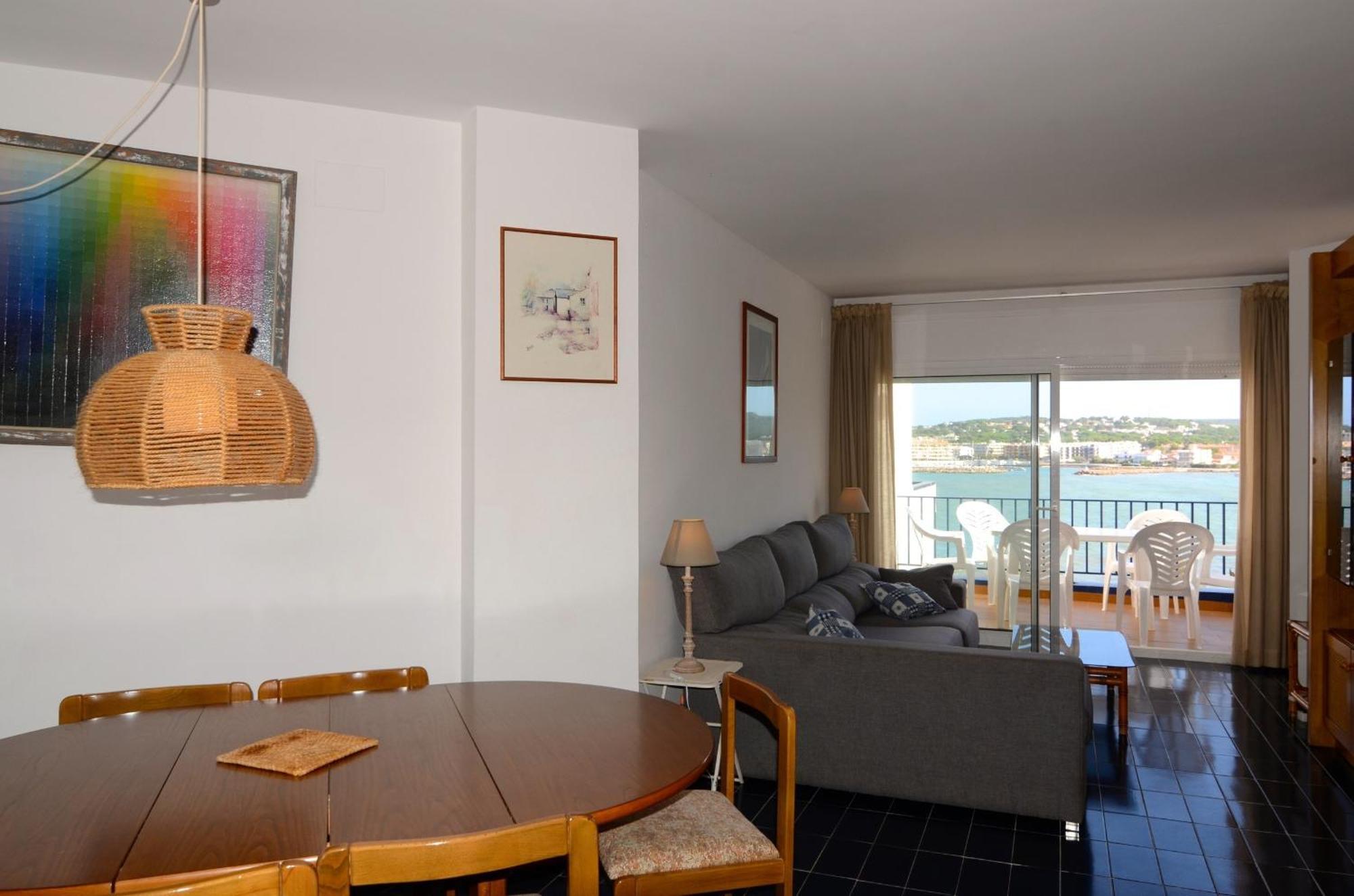 Apartment Passeig Del Mar - Apartamentos Primera Linea L'Escala