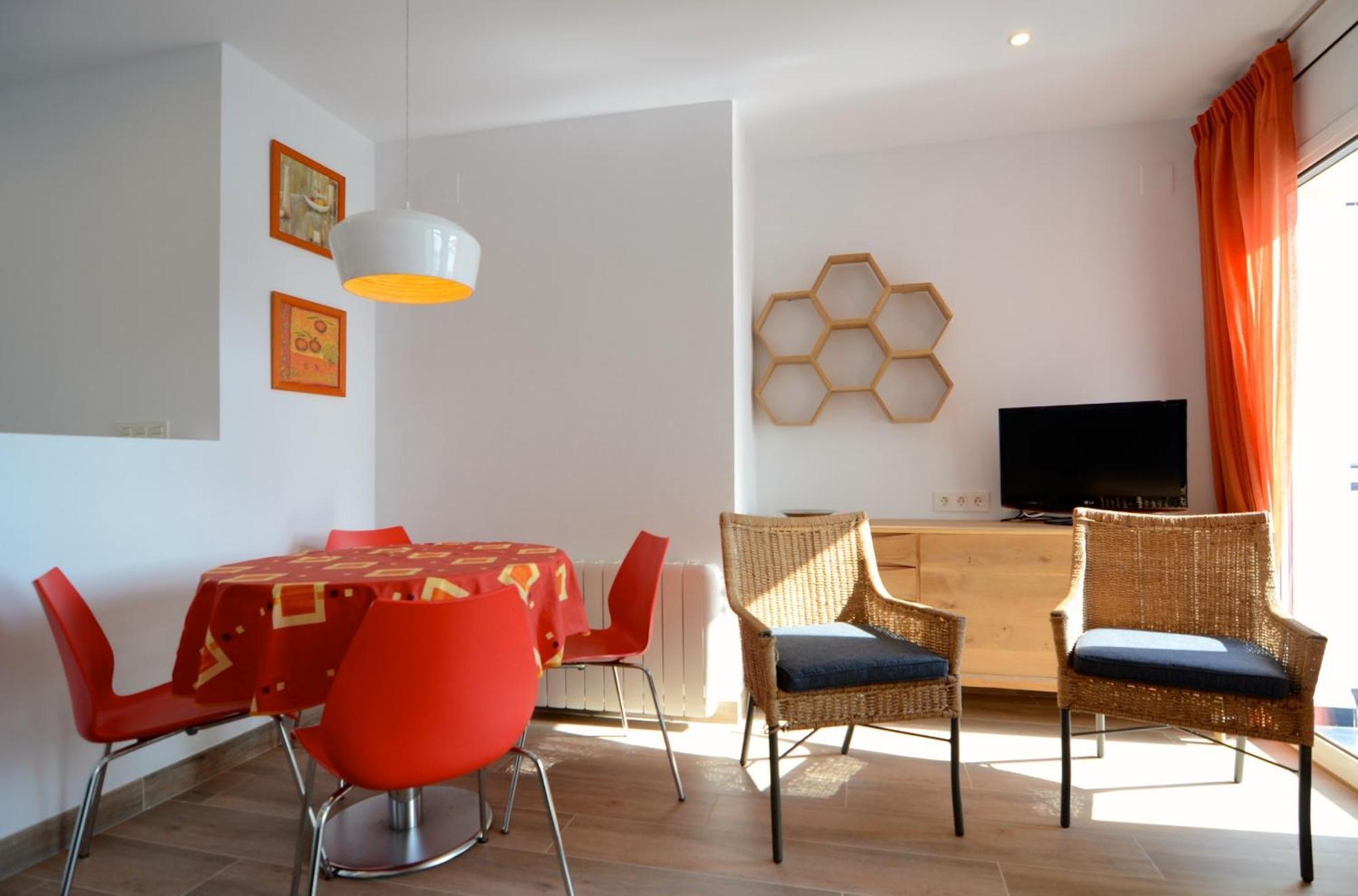 Passeig Del Mar - Apartamentos Primera Linea